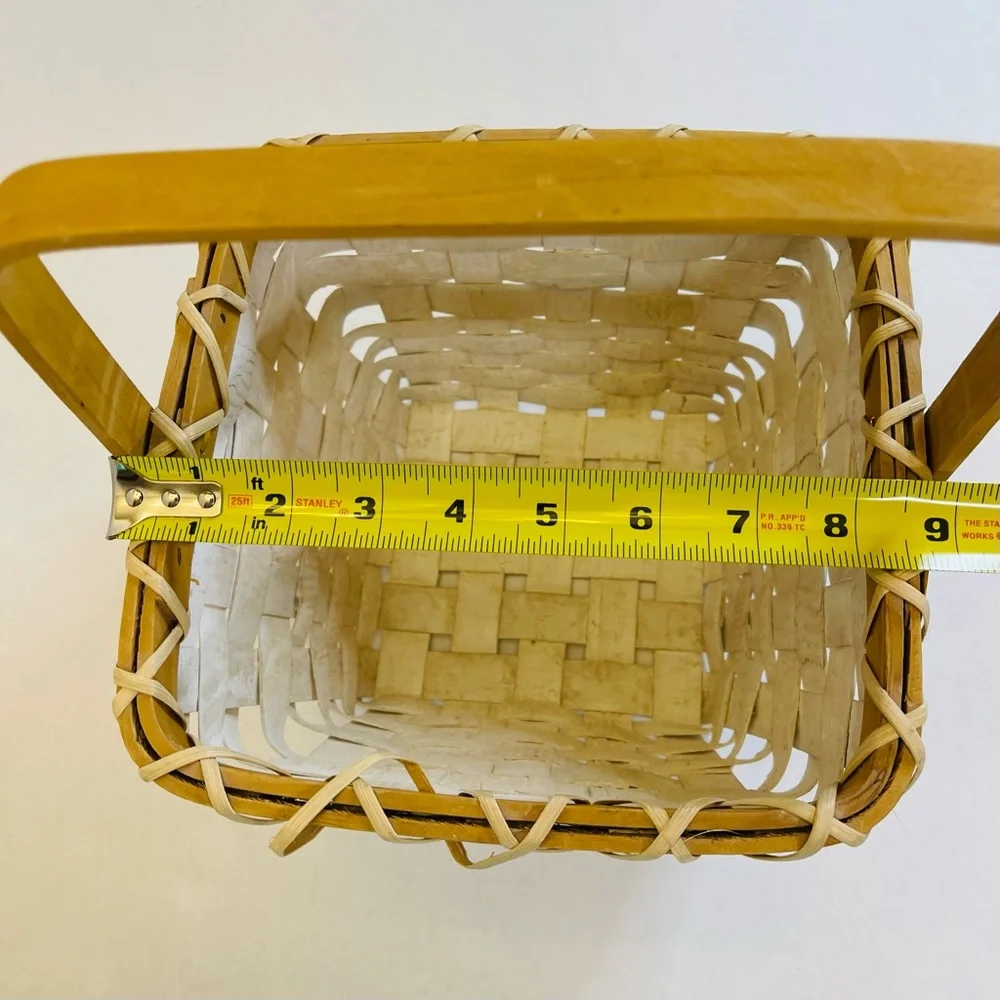 White, Cream, Tan Basket with Moveable Handle